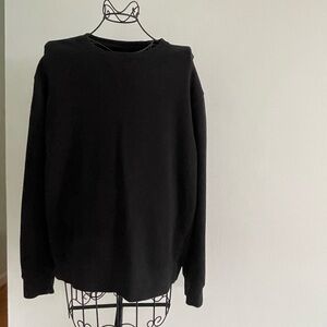 Quince crewneck with long sleeves in black